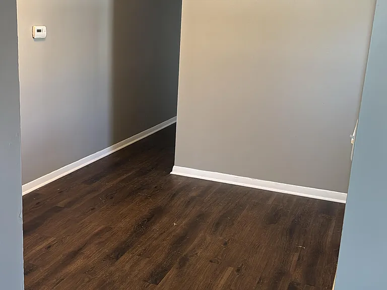 615 W Prairie Ave #6 — Photo 8