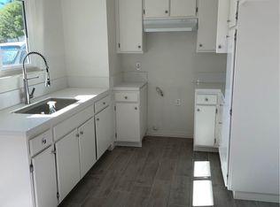 16248 Spruce St, Hesperia, CA 92345