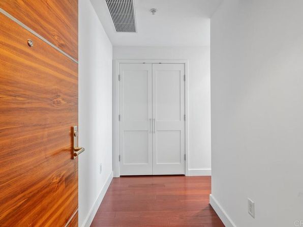 700 W East St Unit 801