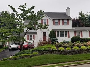 116 Scenic Rd, Springfield, PA 19064