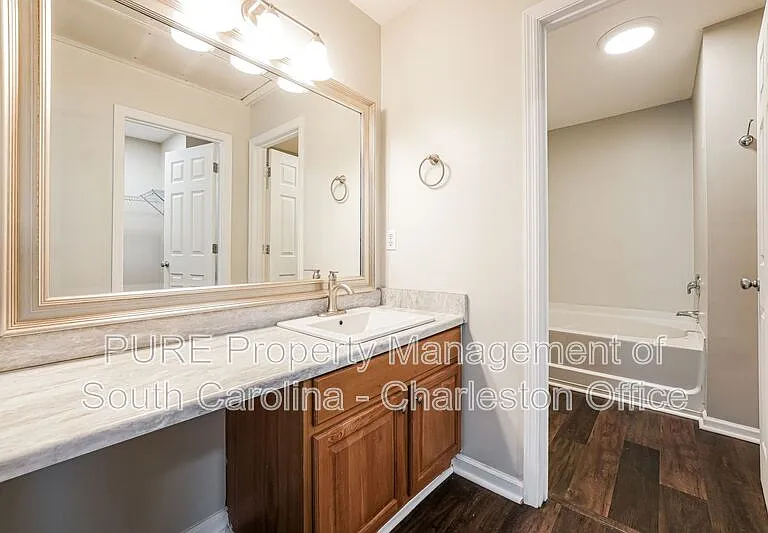 7840 Park Gate Dr — Photo 13