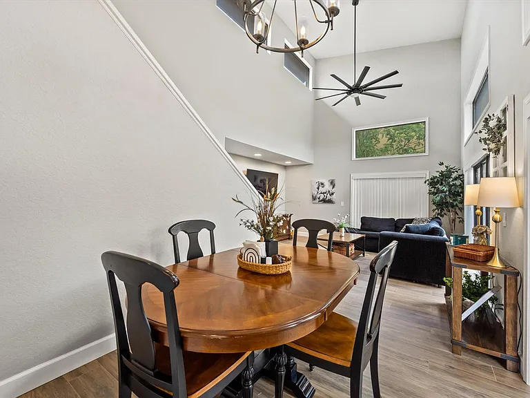13745 Yarmouth Dr — Photo 9