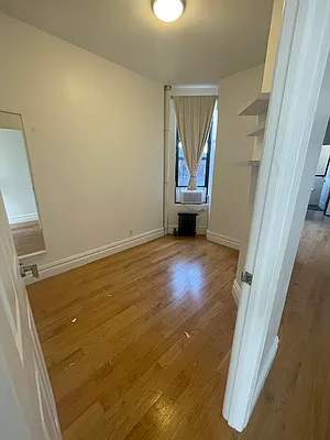 Rented by Building Equity Real Estate LLC | media 21