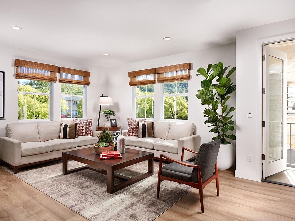 2nd image of 624 Rockview Road