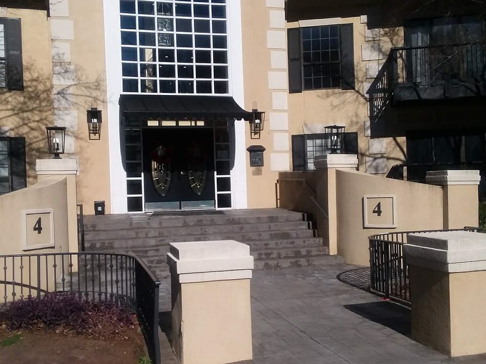 1st image of 4111 Pine Heights Dr NE