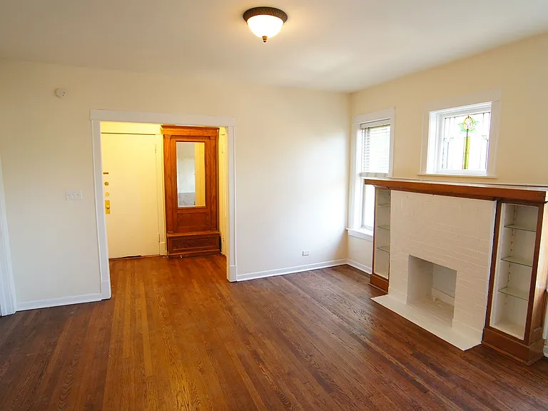 3449 Schubert LLC — Photo 4