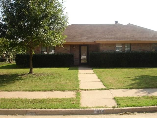 2nd image of 3814 6th St