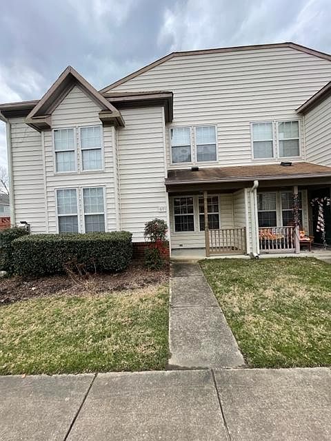 1st image of 127 White Cedar Ln