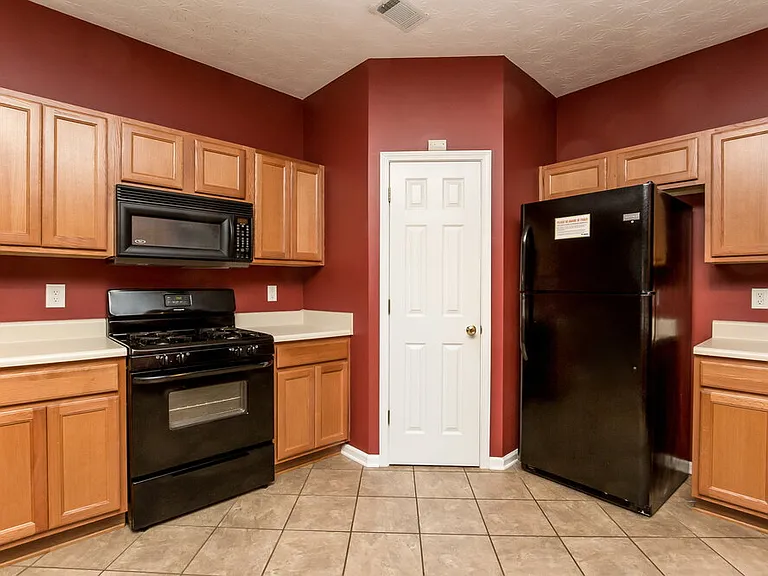 6739 Island Pointe Dr — Photo 7