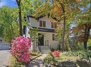 232 Riveredge Rd, Tenafly, NJ 07670