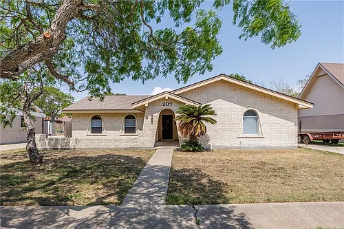 207 Blanco Dr Photo 1