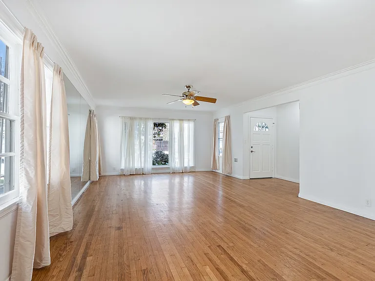 1429 Ellsmere Ave — Photo 21