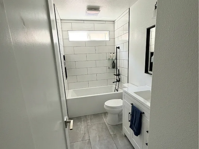 162 W Woodbury Dr — Photo 14