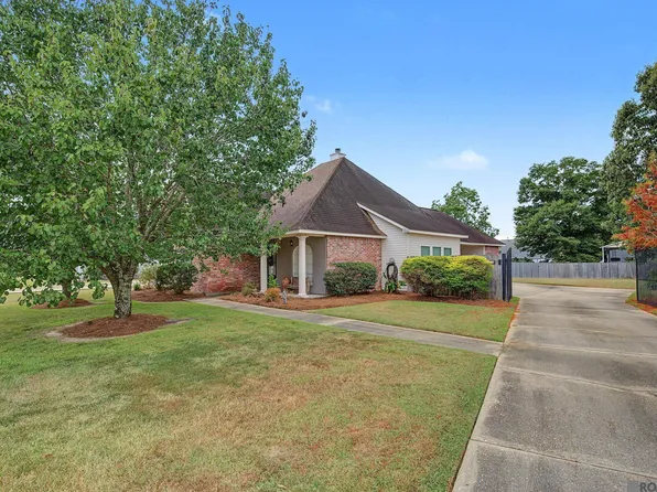32804 Faulkner Dr, Denham Springs, LA 70706