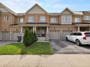 202 Sky Harbour Dr, Brampton, ON L6Y2Z7