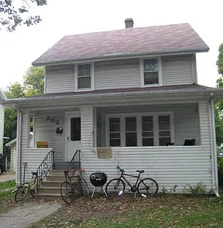 202 S Orchard St