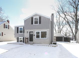 133 W Park Dr, Lombard, IL