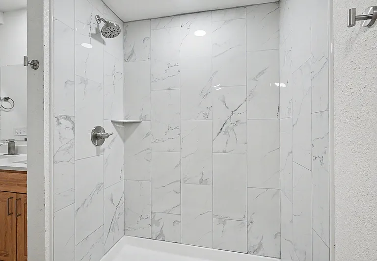 908 Indiana St #B — Photo 12