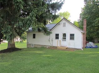 3008 Ellwood Rd, New Castle, PA 16101