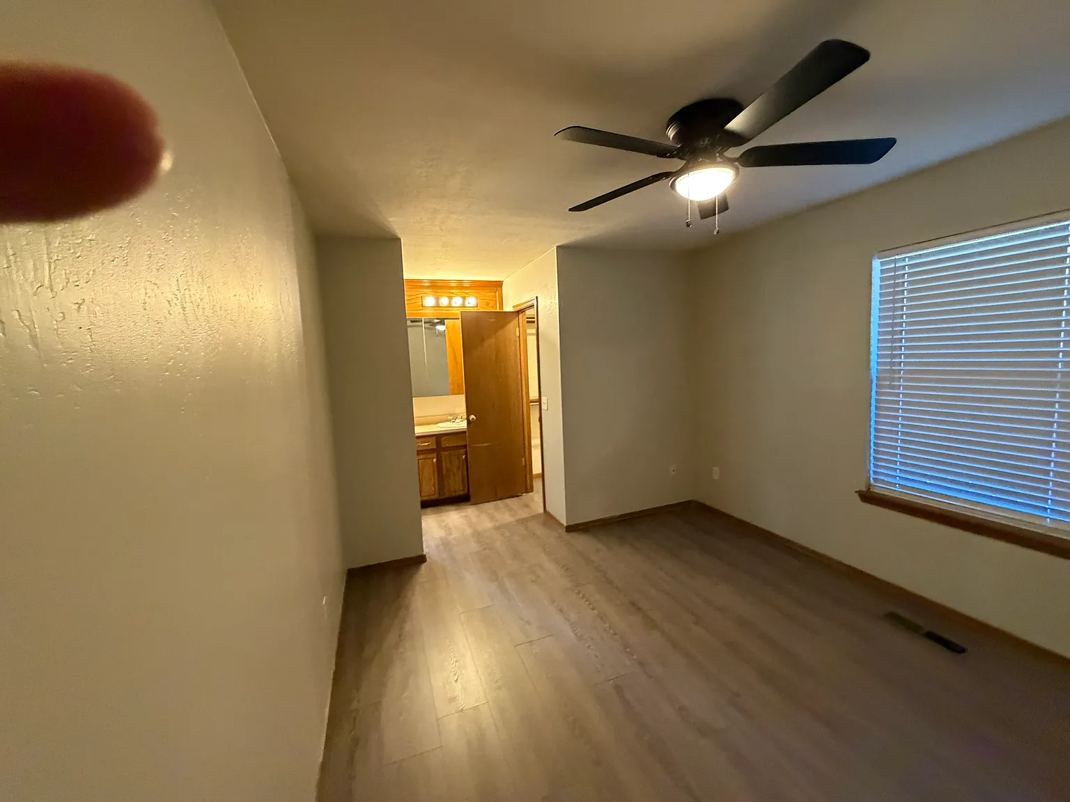 2 bed, 1025 sqft, $1,225 — Photo 2