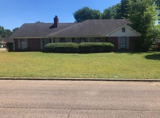 923 Elderberry St, Tupelo, MS 38801
