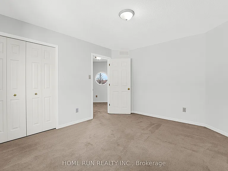 5 Cheltonia Way — Photo 35