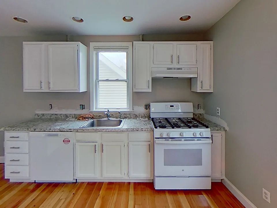 22 Kelley Ct #1-B