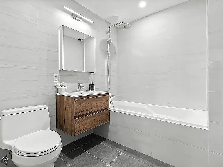 9956 3rd Ave #606 — Photo 22