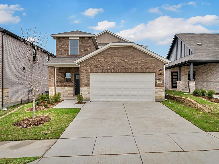504 Weller Rd — Photo 1