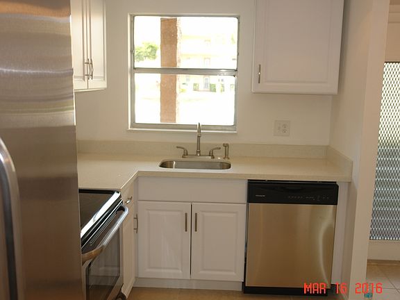 3rd image of 8285 Sunrise Lakes Blvd APT 109