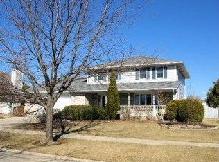 706 3rd St, Manhattan, IL 60442