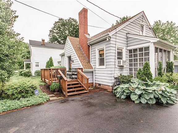 2nd image of 109 Lee Ave
