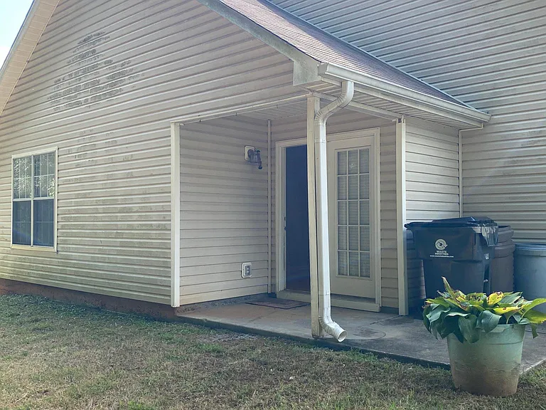 300 Lauren Way #HOUSE — Photo 9