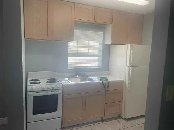 3020 NW 2nd St #3, Pompano Beach, FL 33069