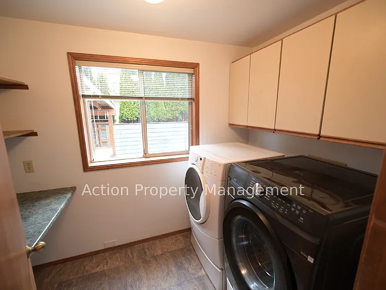 40 Brittany Ln — Photo 10