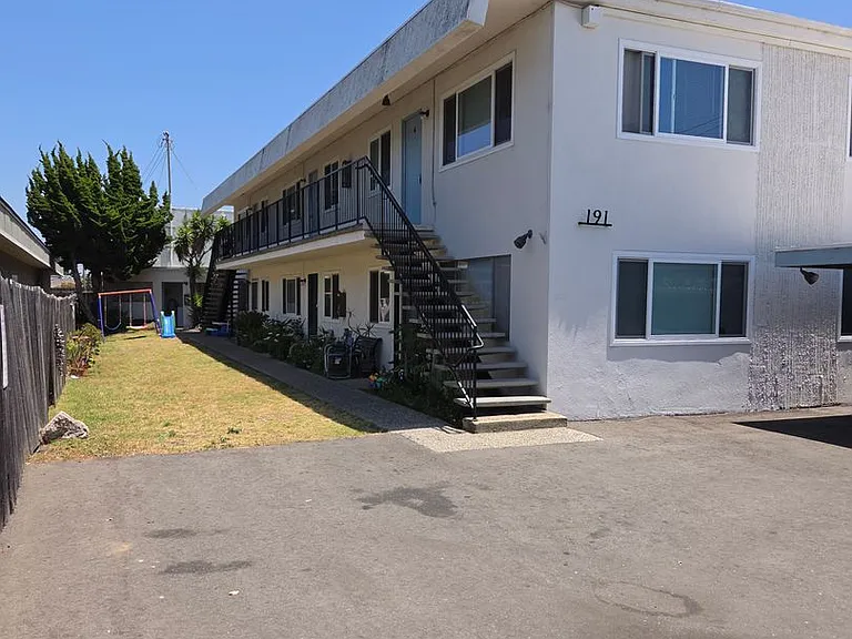 191 S Halcyon Rd — Photo 1