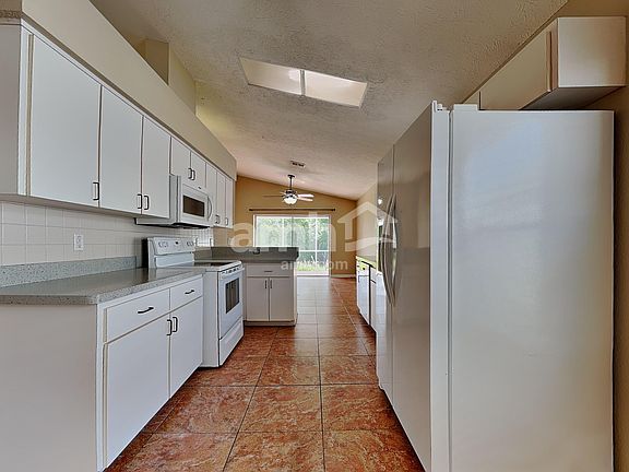 3rd image of 11706 Leda Ln