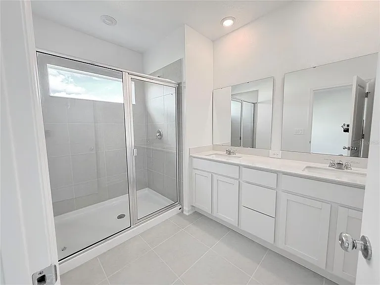 2747 Skyline Loop — Photo 11
