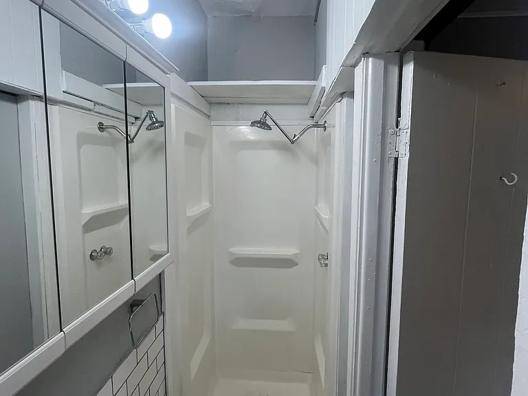 1435 Marshall St NE #3 — Photo 10