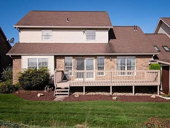 2nd image of 1029 Blackthorne Dr
