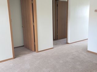 404 W Mill St #7, Carbondale, IL 62901