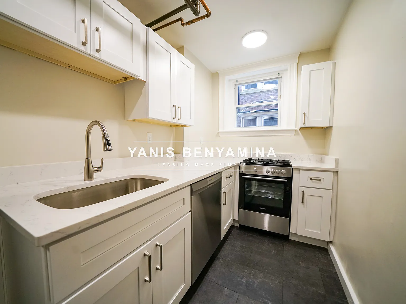 1 bed, $2,246 — Photo 1