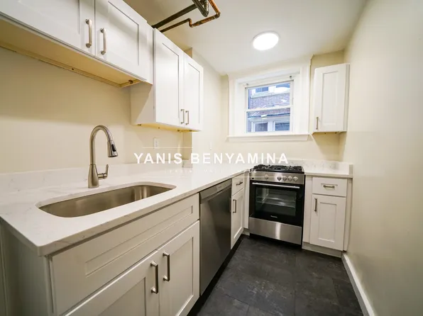 11-13 Gray St, Cambridge, MA 02138