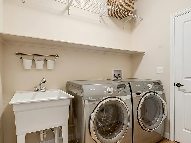 1395 E 100th Ln — Photo 65