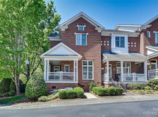 4940 S Hill View Dr, Charlotte, NC 28210