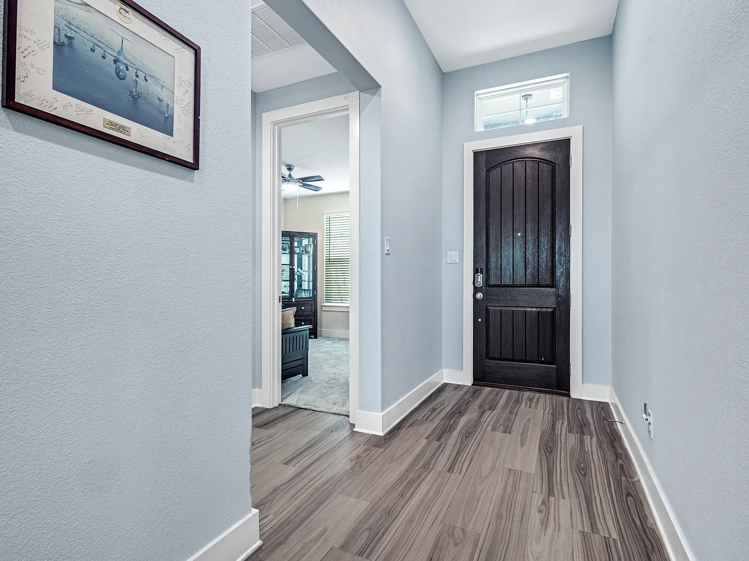 3 bed, 1660 sqft, $2,295 — Photo 3