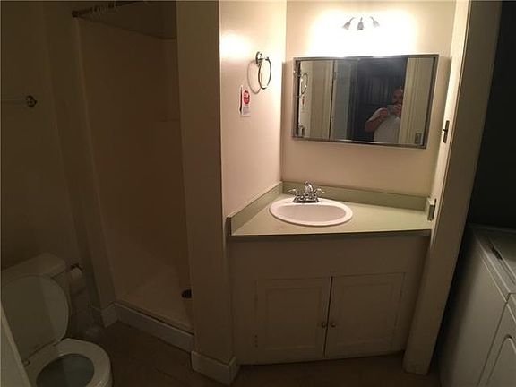 5th image of 1628 Prytania St