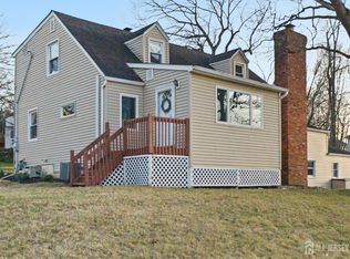 83 Mountain Blvd, Watchung, NJ 07069