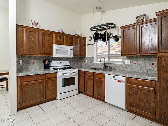 3rd image of 251 S Sewell Pl