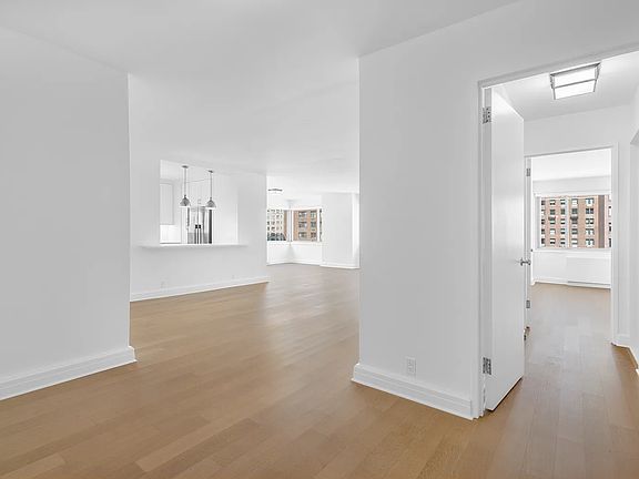 3rd image of 211 E 70th St APT 4A